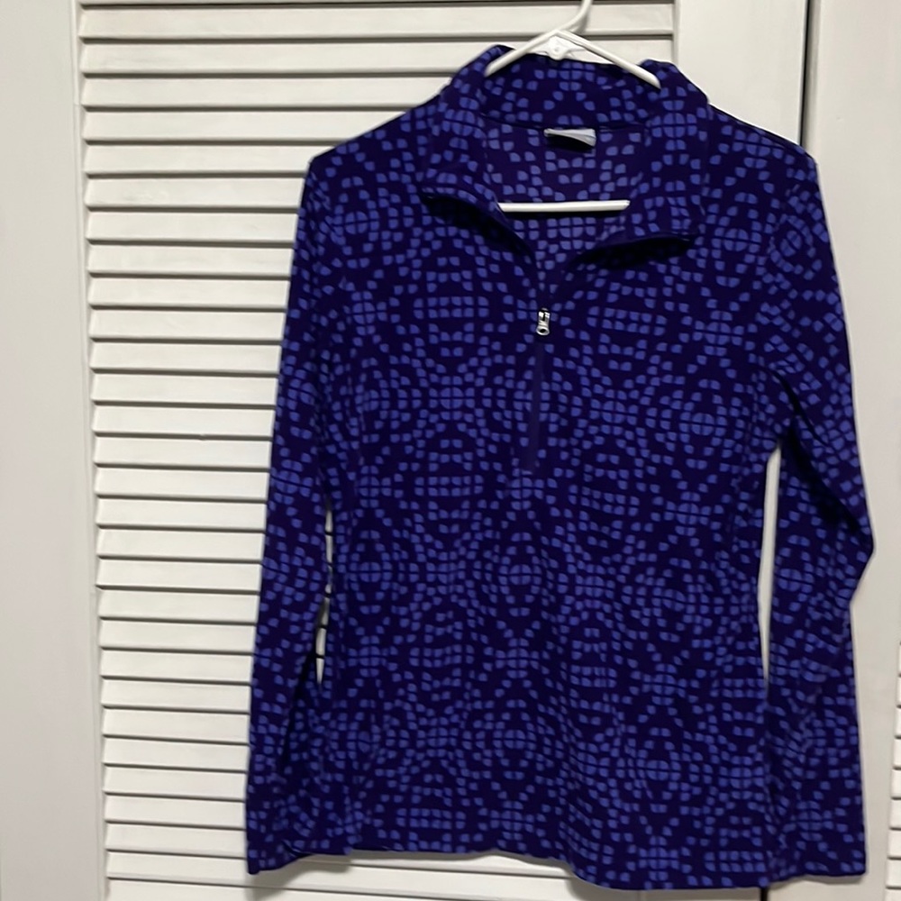 Columbia 1/4 Zip pullover.